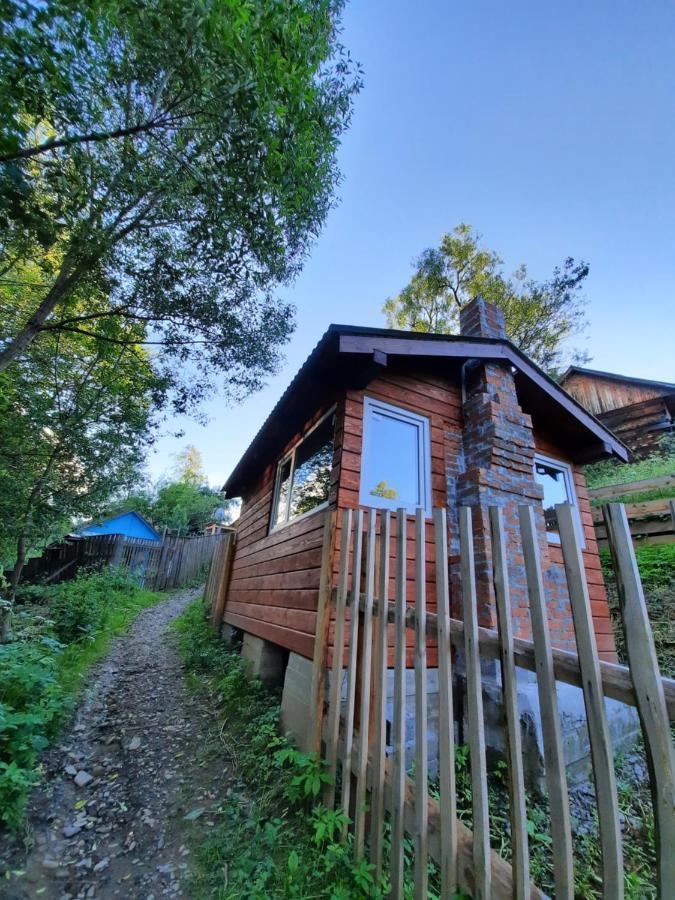 У Мар'Яни Villa Vorohta Exterior foto